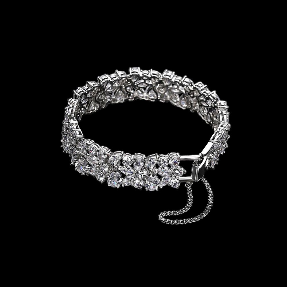 Vorstelijk armband met geschakelde Zirkonia kristallen