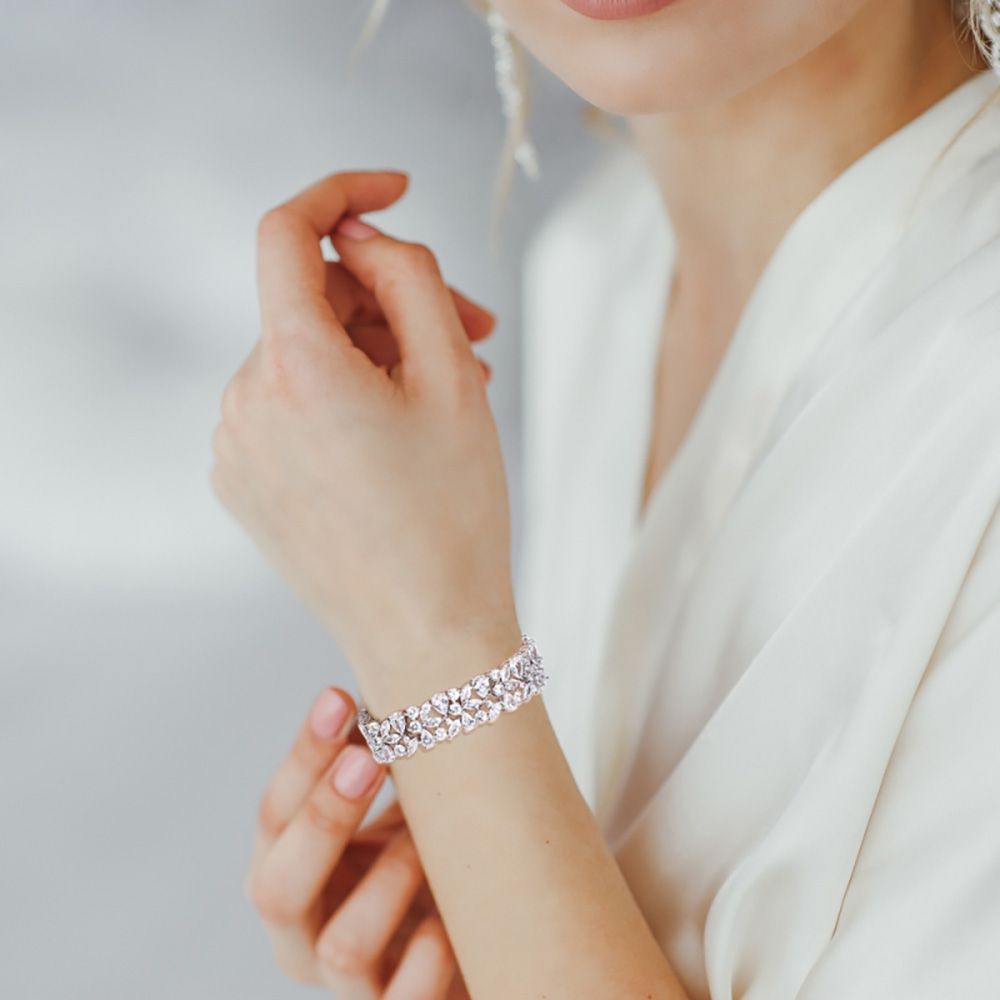 Vorstelijk armband met geschakelde Zirkonia kristallen