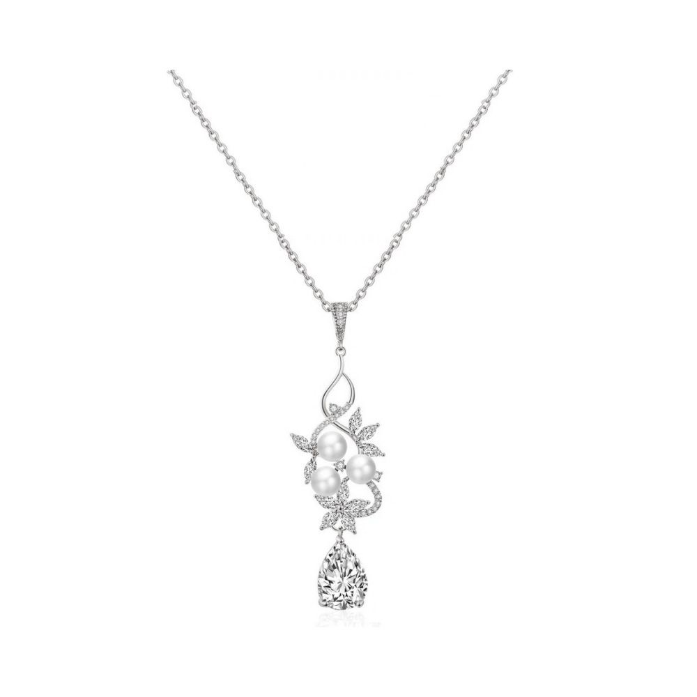 Ketting met parel hanger en marquise kristallen in bloemen motief