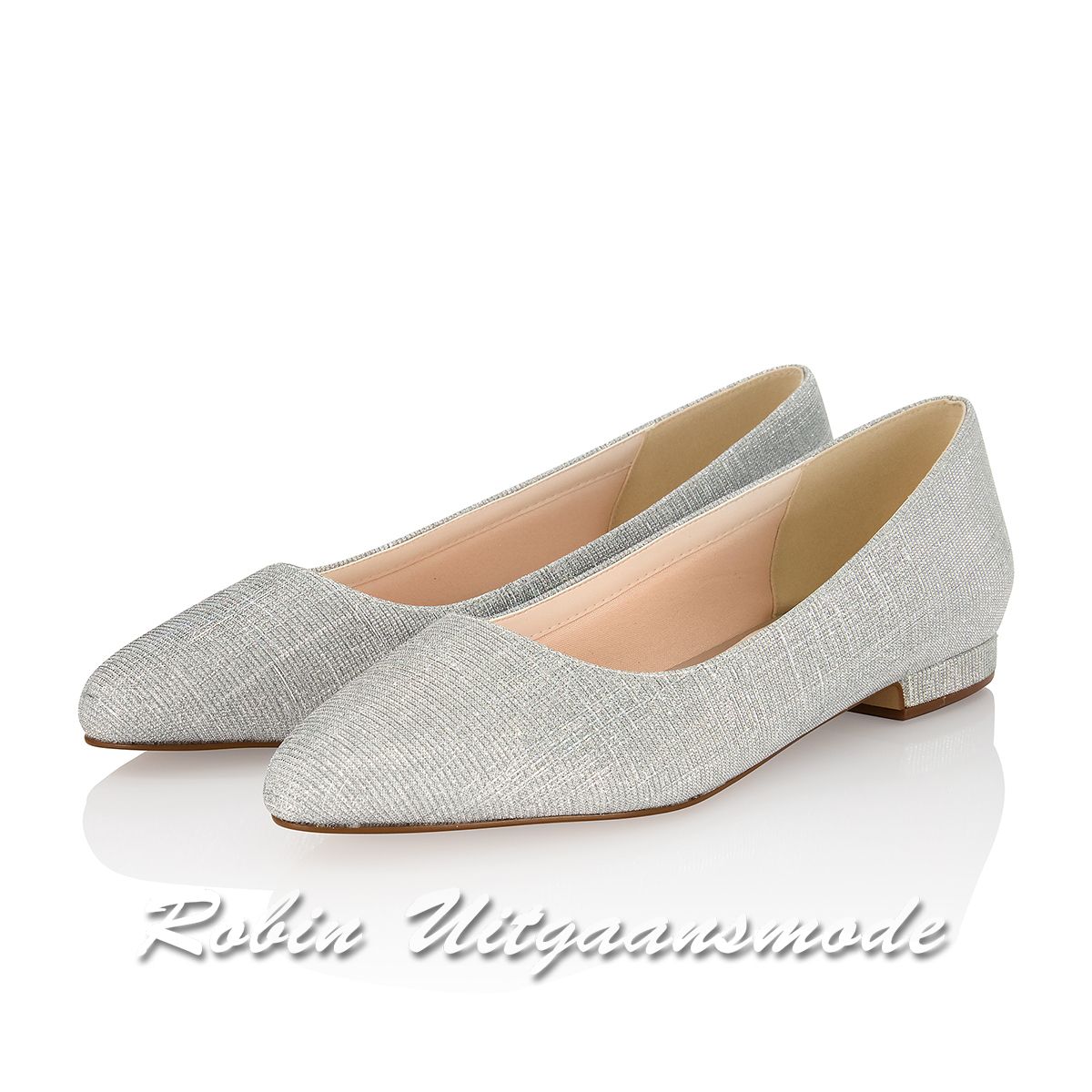Paar zilveren Comfortabel gesloten ballerina in metallic kleuren