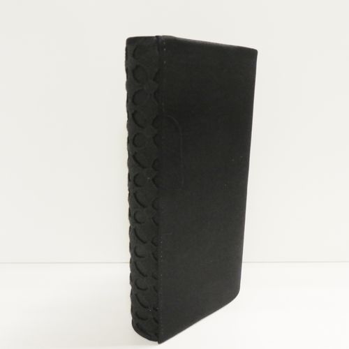 Gala tasje bij jou little black dress, zijkant
