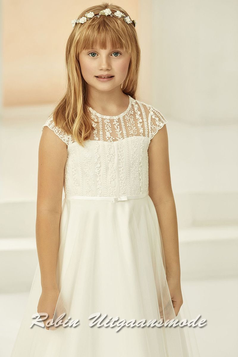 Detail van de Lange bruidsmeisjesjurk met kanten top en glittertjes